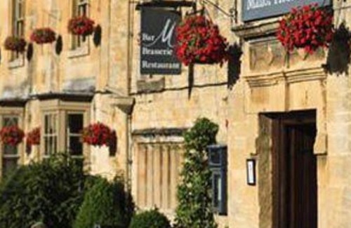Moreton-in-Marsh Hotel | The Manor House Hotel