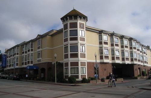 Rockaway Beach Hotel | Inn at Rockaway