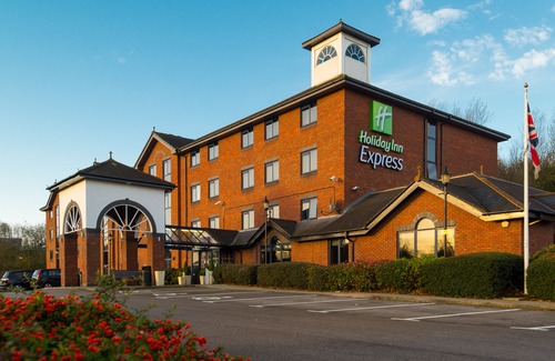Acton Trussell Hotel | Holiday Inn Express Stafford, an Ihg Hotel