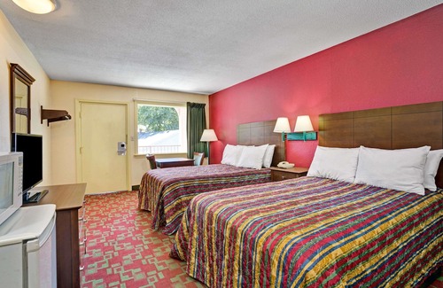 Elizabeth City Hotel | Days Inn by Wyndham Elizabeth City