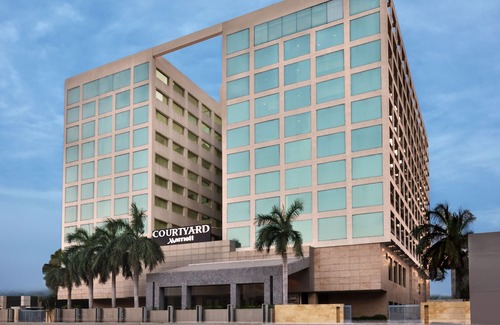 Teynampet Hotel | Courtyard by Marriott Chennai