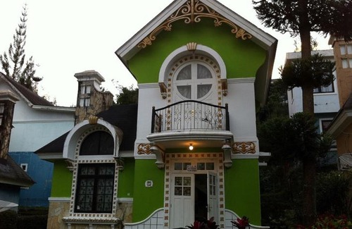 Cipanas Hotel | Villa Kota Bunga Blok P by DCM