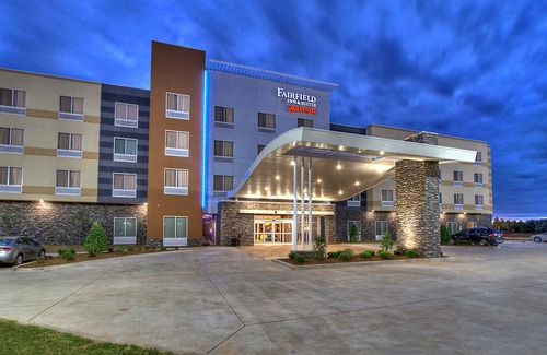 Yukon Hotel | Fairfield Inn and Suites Oklahoma City Yukon