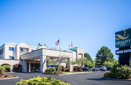 Guide Meridian Hotel | Quality Inn Grand Suites Bellingham