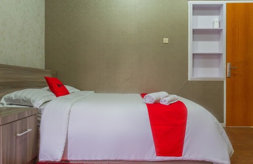 Cileunyi Hotel | RedDoorz Plus Near Ipdn