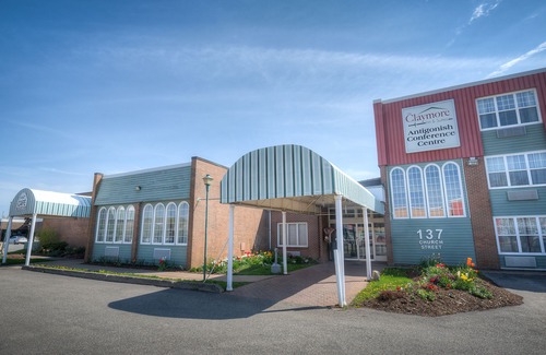 Antigonish Hotel | Claymore Inn and Suites