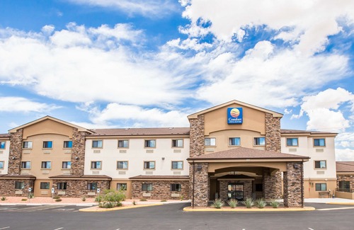 Page Hotel | Comfort Inn & Suites Page at Lake Powell