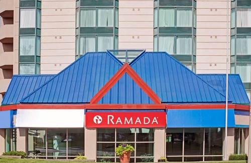 Fallsview Hotel | Ramada by Wyndham Niagara Falls/Fallsview