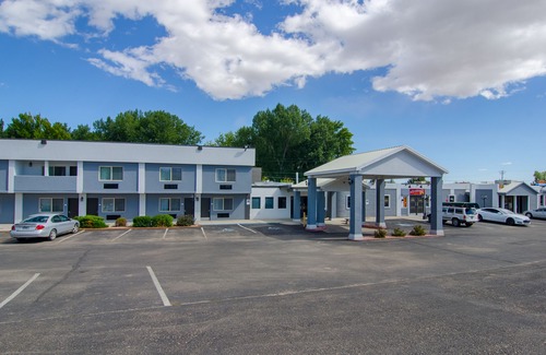 Buffalo Hotel | Quality Inn