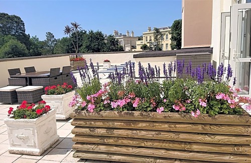St. Helier Hotel | The Norfolk Lodge Hotel
