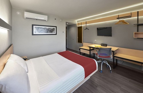 Guadalupe Hotel | City Express Monterrey Lindavista