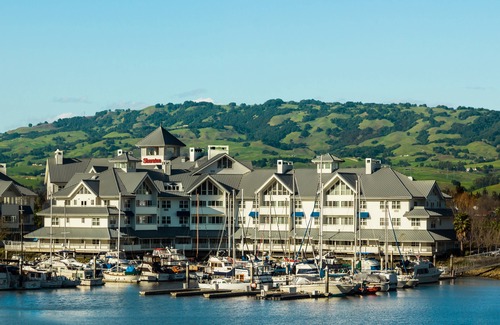 Petaluma Hotel | Sheraton Sonoma Wine Country Petaluma