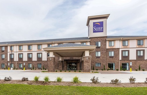 O'Fallon Hotel | Sleep Inn & Suites O'Fallon MO - Technology Drive