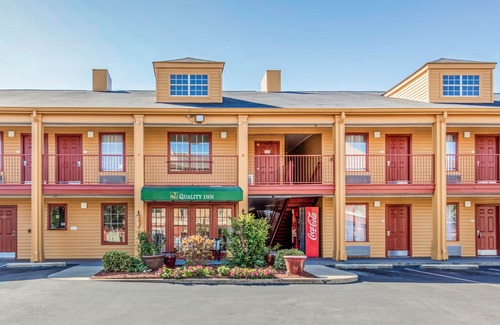 Bessemer Hotel | Quality Inn Bessemer I-20 Exit 108