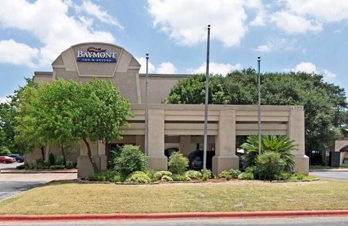 Franklin Park Hotel | Ramada by Wyndham Austin South