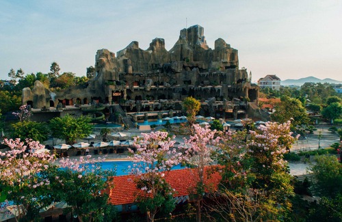 Bao Loc Hotel | Tea Resort