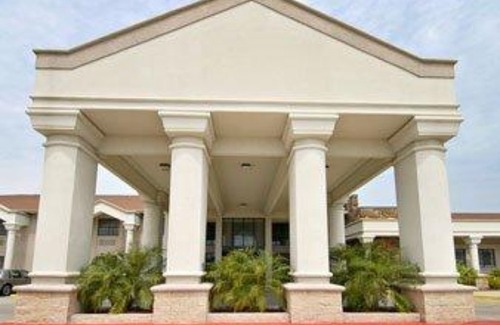 Lakeview  Jefferson County Hotel | Baymont by Wyndham Port Arthur