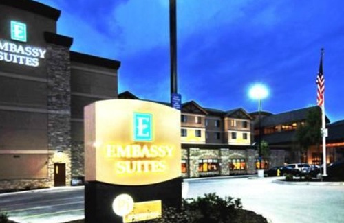 Midtown Anchorage Hotel | Embassy Suites Anchorage