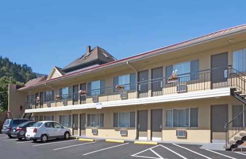 Corbett - Terwilliger - Lair Hill Hotel | SureStay Hotel by Best Western Portland City Center