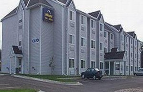 New Ulm Hotel | Microtel Inn & Suites by Wyndham New Ulm