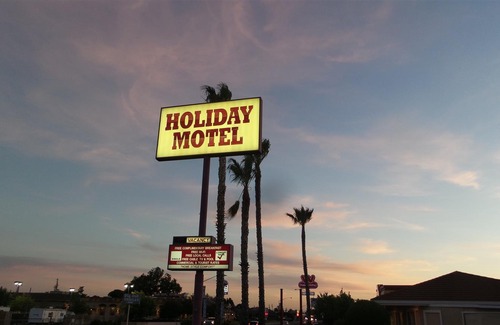 Oakdale Hotel | Holiday Motel Oakdale