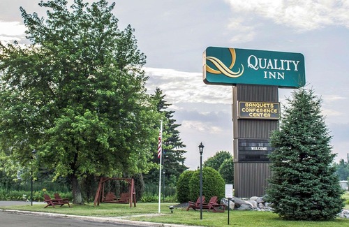 Rhinelander Hotel | Quality Inn Rhinelander