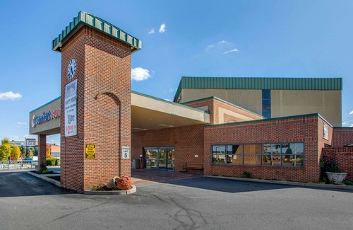 Bethlehem Hotel | Comfort Suites Bethlehem Near Lehigh University and LVI Airport