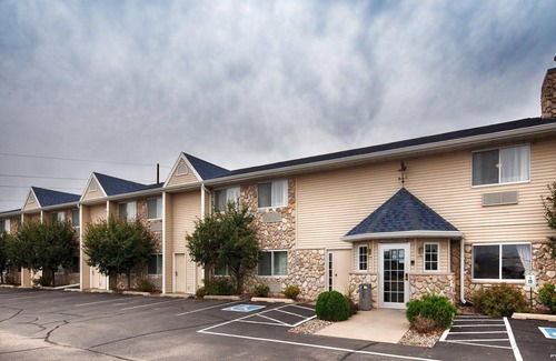 Prairie Du Chien Hotel | Quality Inn & Suites