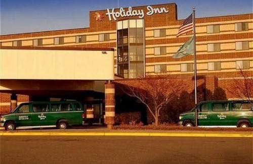 Burnsville Hotel | Best Western Premier Nicollet Inn