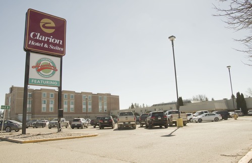 Brandon Hotel | Clarion Hotel & Suites