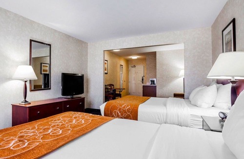 Independence Hotel | Comfort Suites - Independence