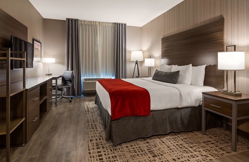 La Crescent Hotel | Best Western Plus at La Crescent Event Center