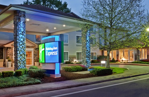 Corvallis Hotel | Holiday Inn Express Corvallis-on the River, an Ihg Hotel