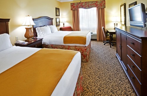 Sulphur Springs Hotel | Clarion Pointe Sulphur Springs hotel