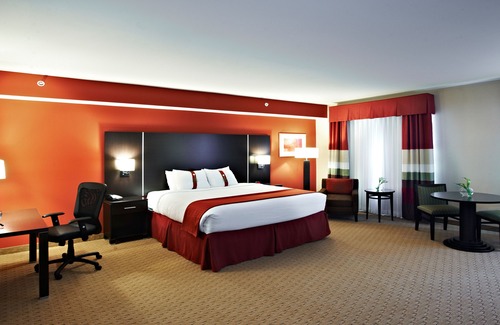 Hoover Hotel | Holiday Inn BIRMINGHAM - HOOVER, an IHG Hotel