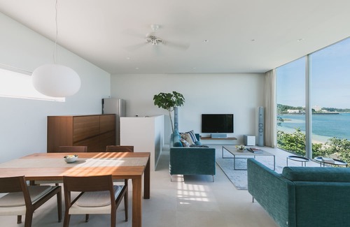 Nakadomari Hotel | Beach House Purau