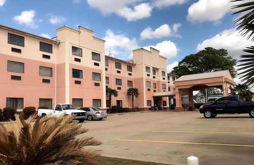 McComb Hotel | Baymont by Wyndham McComb