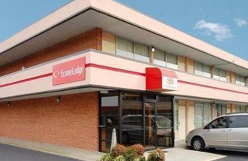 Elizabeth City Hotel | Econo Lodge Elizabeth City