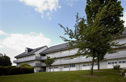 Taverny Hotel | Campanile Taverny