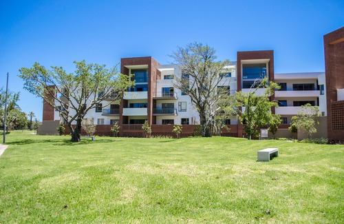 Century City Hotel | Manhattan Luxury Apartments