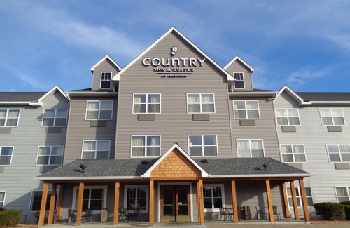 Brooklyn Center Hotel | Country Inn & Suites by Radisson, Brooklyn Center, MN