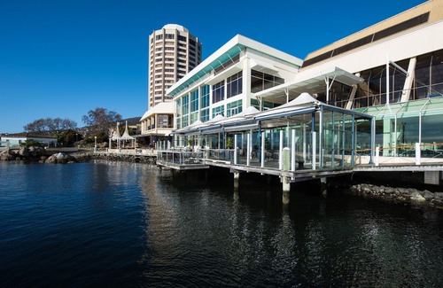 Glebe Hotel | Quest Trinity House
