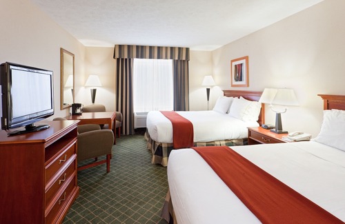 Kent Hotel | Holiday Inn Express & Suites Kent - University Area