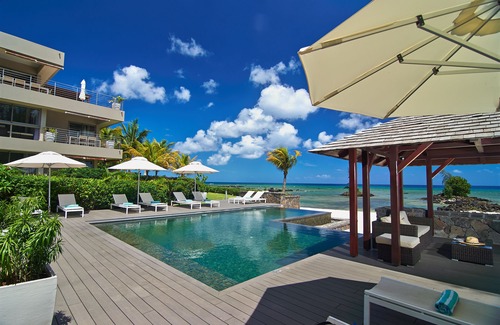 Pointe aux Biches Hotel | Bon Azur Beachfront Suites & Penthouses by Lov Mauritius