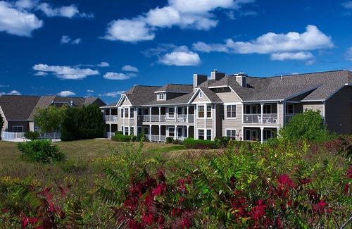 Egg Harbor Hotel | Newport Resort