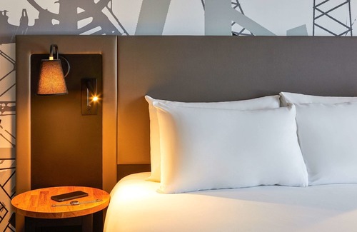 Llanedeyrn Hotel | Mercure Cardiff North Hotel