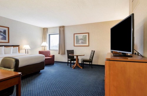Auburn Hills Hotel | Quality Inn Auburn Hills