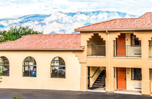 Rio Rancho Hotel | Days Inn by Wyndham Rio Rancho