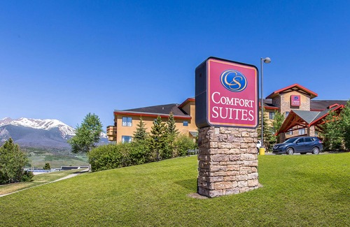 Dillon Hotel | Comfort Suites Summit County