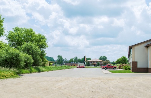 Stillwater Hotel | Coratel Inn & Suites by Jasper Stillwater